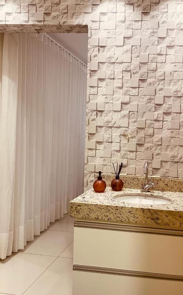 2 Qts.| 4 Hosp. | Ao Lado Do Goiania Shopping Apartment Bagian luar foto