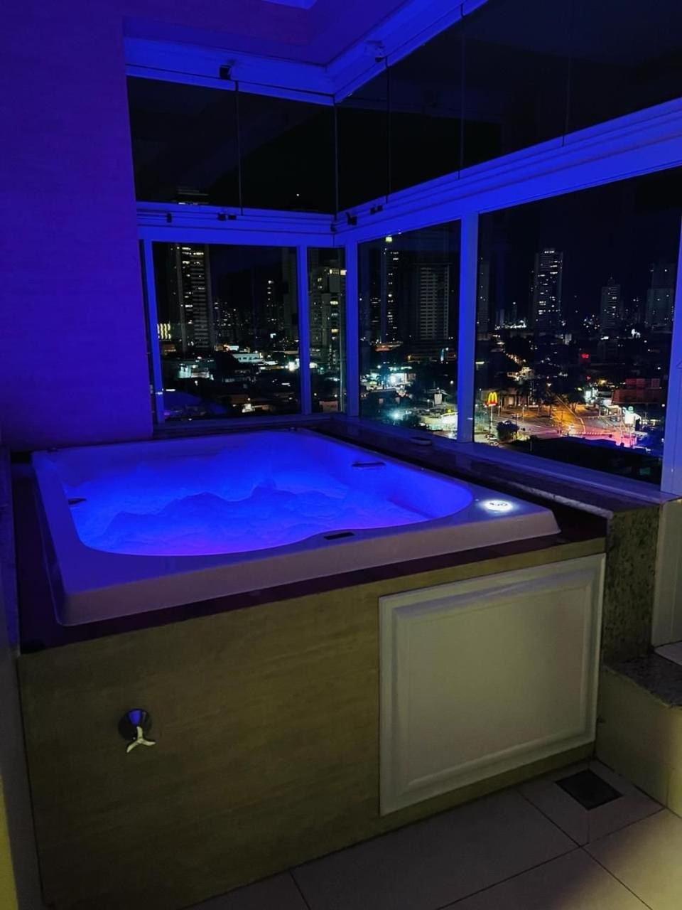 2 Qts.| 4 Hosp. | Ao Lado Do Goiania Shopping Apartment Bagian luar foto